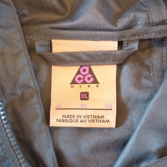 NIKE ACG WINDBREAKER XL - Picture 2 of 7